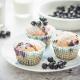 Muffinki z czarną porzeczką i czekoladą Muffinki z czarną porzeczką i czekoladą