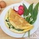 Omlet francuski z czosnkiem niedźwiedzim i fetą Omlet francuski z czosnkiem niedźwiedzim i fetą