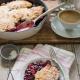 Owocowa zapiekanka z rabarbarem – cobbler Owocowa zapiekanka z rabarbarem – cobbler