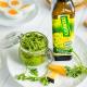 Pesto z pietruszki z serem bursztyn i migdałami Pesto z pietruszki z serem bursztyn i migdałami