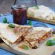 Quesadilla z rwaną wieprzowiną i serem cheddar Quesadilla z rwaną wieprzowiną i serem cheddar