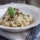 Risotto z suszonymi pomidorami, bazylią i kaparami