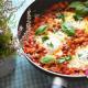 Szakszuka (Shakshouka) z szynką Szakszuka (Shakshouka) z szynką