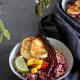 Tabbouleh z botwiną, mango i halloumi Tabbouleh z botwiną, mango i halloumi