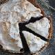 Tarta z borówkami i bezą Tarta z borówkami i bezą