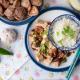 Tofu z grzybami shiitake i czarną fasolą Tofu z grzybami shiitake i czarną fasolą