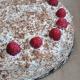 Tort czekoladowy z mascarpone i malinami Tort czekoladowy z mascarpone i malinami