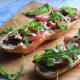 Zapiekanki z salami i rukolą Zapiekanki z salami i rukolą