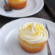 Babeczki cytrynowe z kremem maślanym – lemon cupcakes.