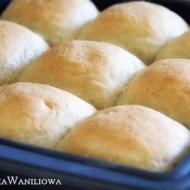 BUŁECZKI Z PŁATKAMI OWSIANYMI