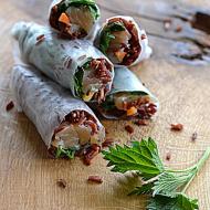 Chwasty, czerwony ryż z Camargue i dziki łosoś. Spring rolls w Sezonowo od A do M!