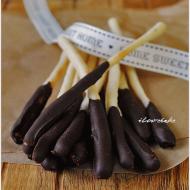 Domowe paluszki czekoladowe (pocky) – przepis