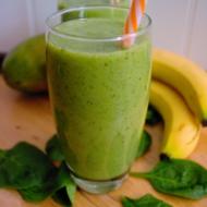 Zielony koktajl (szpinak, banan, mango)