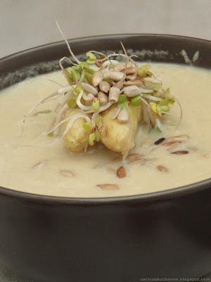 Zdjęcie - Zupa krem z białych szparagów - Przepisy kulinarne ze zdjęciami
